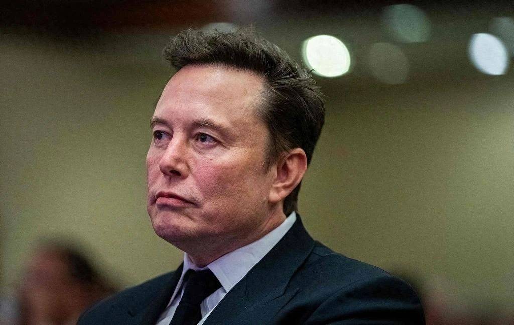 重磅突发！趁特朗普还没上台，美军方率先出手，马斯克收到噩耗
