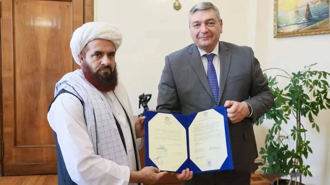 塔利班一把手召开全国大会,接下来的抉择,将决定塔利班的存亡