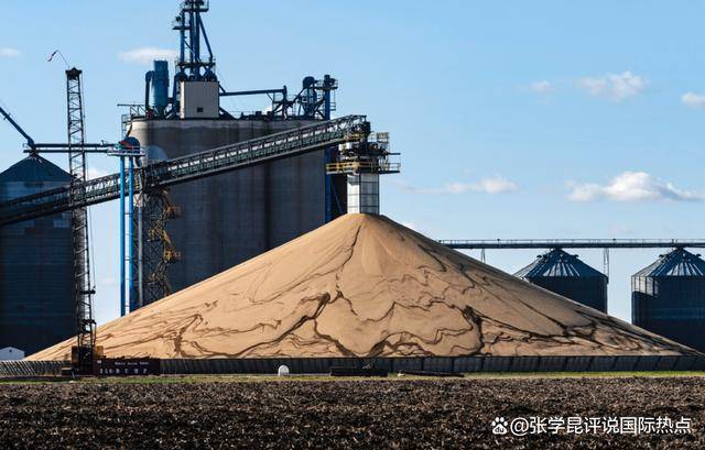 特朗普夸下海口,中国定会答应?美国人不干了,上个大饼还没吃到