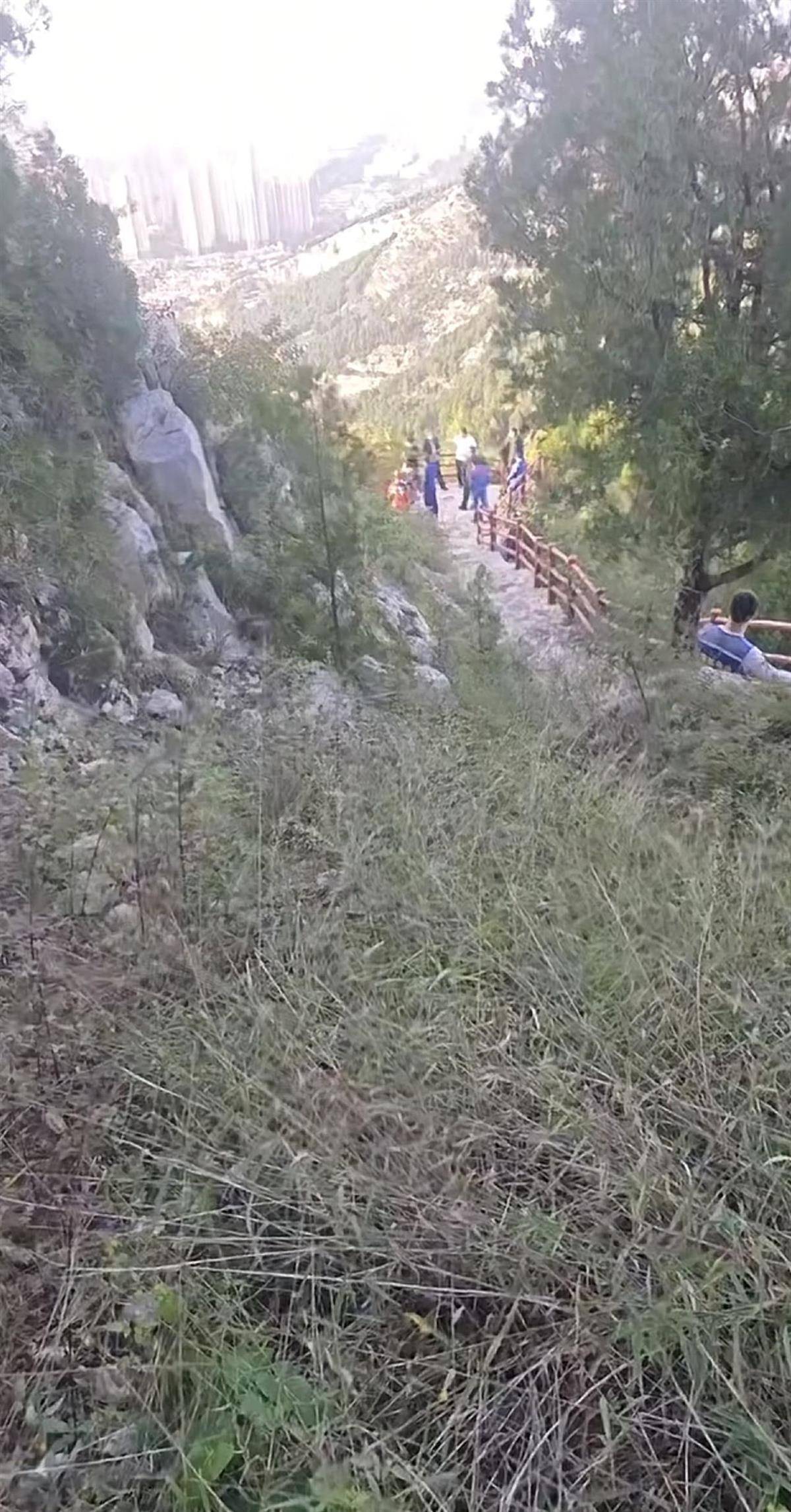 济南29岁失联男子确认身亡,救援队称是在山崖下找到遗体,家属、警方已到现场