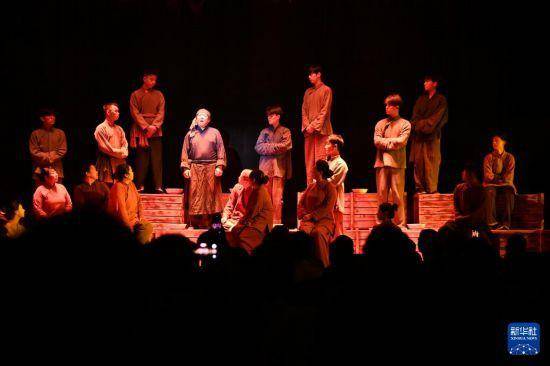 敦煌文化火出圈 《又见敦煌》人气旺