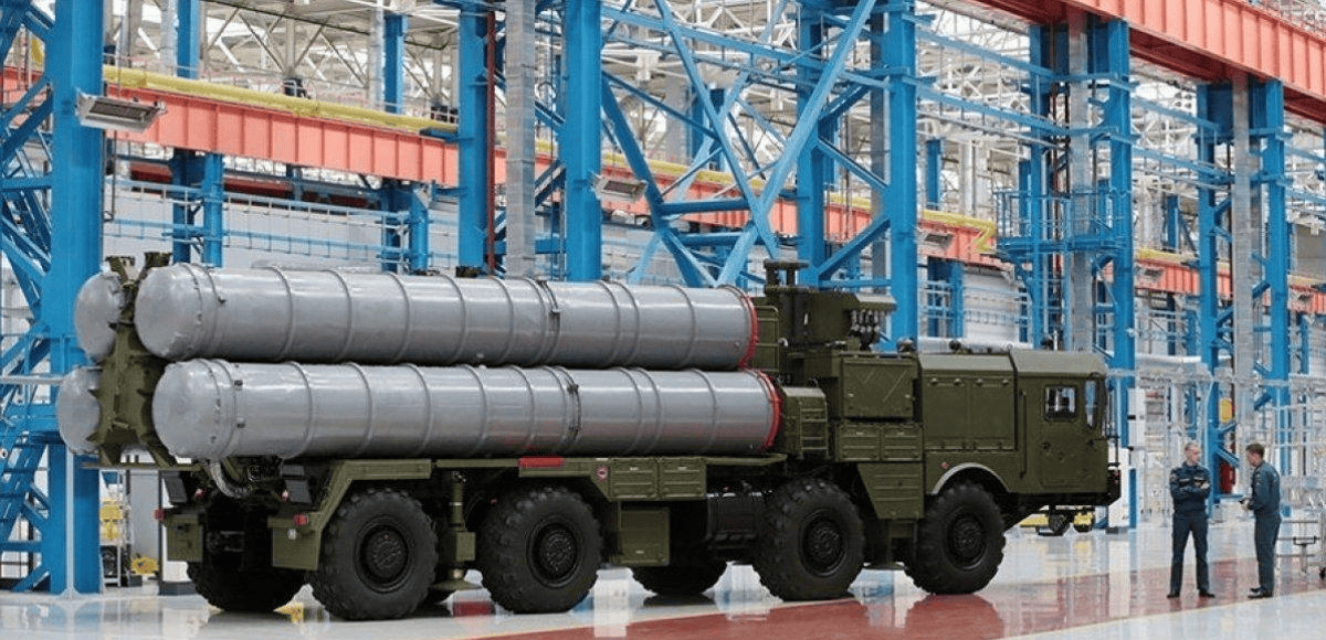 印度情报确认，中国给了巴铁启发，把歼7改无人机，饱和打击S400