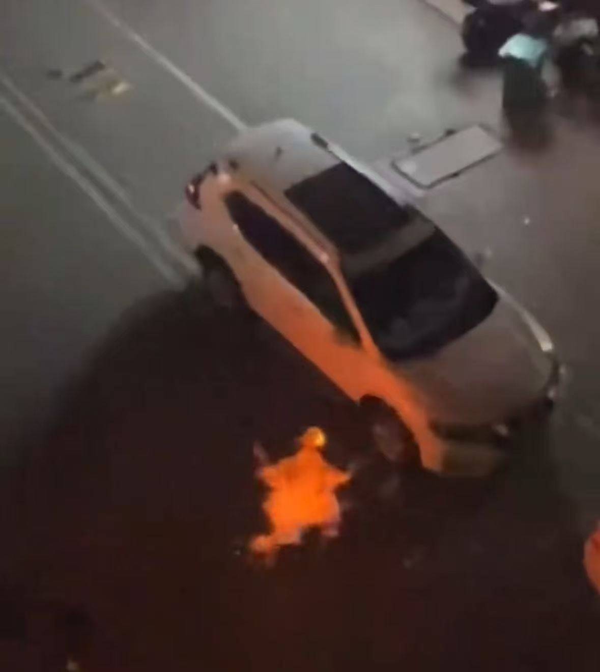 南宁一餐馆深夜突发液化气罐燃烧事故，一人浑身着火逃出，多方回应：系老板，受轻伤